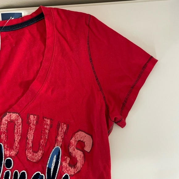 St. Louis Cardinals MLB Genuine Merchandise Women’s V-Neck Red T-shirt Small - Picture 9 of 13